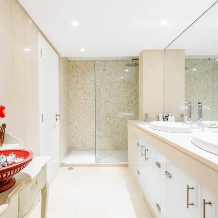 Apartman Marina Real - Sea View By Hd